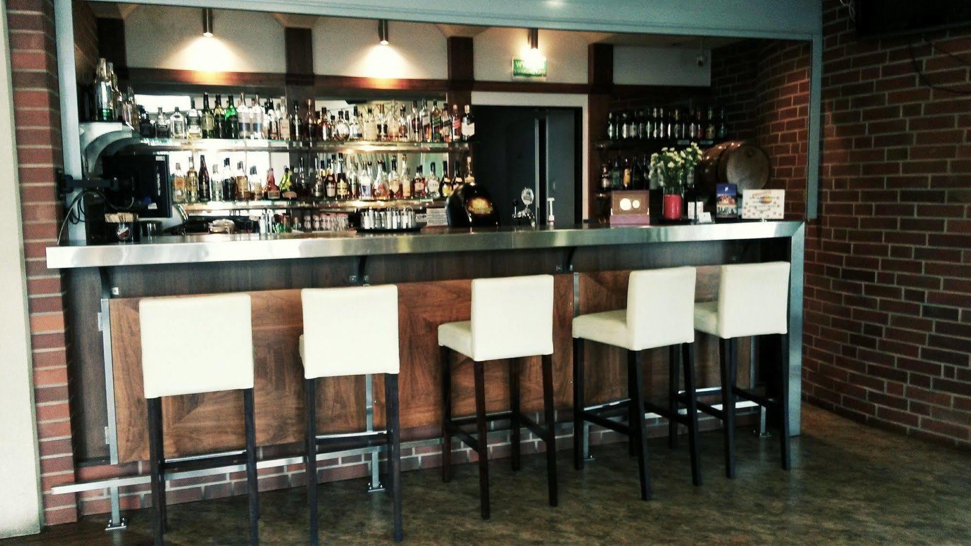 Grot Hotel Malbork Extérieur photo